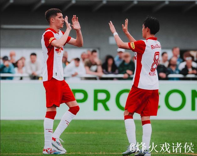 弗赖堡小胜萨尔茨堡红牛,林哈特绝杀 弗赖堡小胜萨尔茨堡红牛,林哈特绝杀