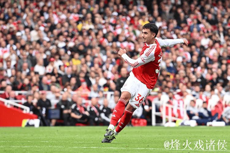 13岁新星刷新纪录:阿森纳不仅赢在现在,更着眼未来 13岁新星刷新纪录:阿森纳不仅赢在现在,更着眼未来